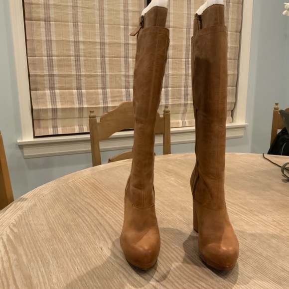 Vera Wang Leather knee high boot - Picture 2 of 6